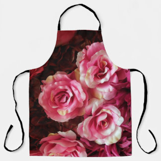 Roze, rode rozen: stof achtergrond. schort