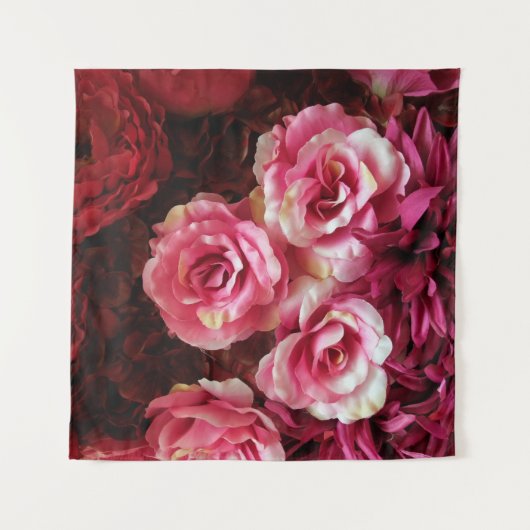 Roze, rode rozen: stof achtergrond. wandkleed (Voorkant)