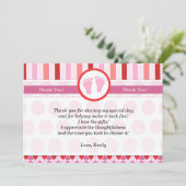 Roze rode strepen, babymeisjesschoeisel Hartelijk  Bedankkaart (Staand voorkant)