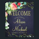 Roze rode tuin rozen marine bruiloft welkom teken poster<br><div class="desc">Chique en stijlvol bruiloft teken poster met een blush roze en koraal rode rozen met blauwgroen blauw gebladerte en gouden bladeren krans op donker middernacht marine blauwe achtergrond. Ideaal voor uw elegante lente,  zomer | Klassieke tuin | herfst herfst | country rustiek thema bruiloft.</div>