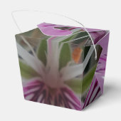 Roze/rode ventilator uit de voorverpakking bedankdoosjes (Achterkant)