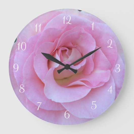 Roze ronde wandklok met roos (Voorkant)