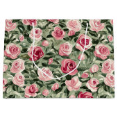 Roze Rood Groene Rozen Bloemrijke Bruidsdouche Groot Cadeauzakje (Voorkant)