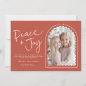 Roze Rood Moderne Boog Vrede Joy Foto Kerstmis Feestdagenkaart (Voorkant)