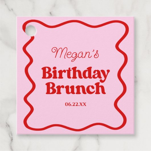 Roze Rood Wavy Border Verjaardag Brunch Party Bedankjes Labels (Voorkant)