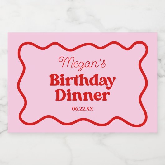Roze Rood Wavy Border Verjaardag Dinner Party Sparkling Wijnetiket (Enkel label)