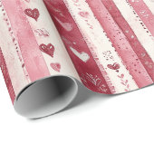 Roze Rood Wit Hart Strepen Verjaardag Cadeaupapier (Rol Hoek)