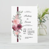 Roze roodroze uitnodiging voor bruiloft (Staand voorkant)