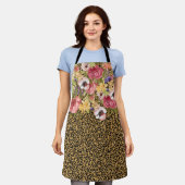 Roze Roos Bloem Bloem Goud Luipaard Jaguar Schort (Gedragen)