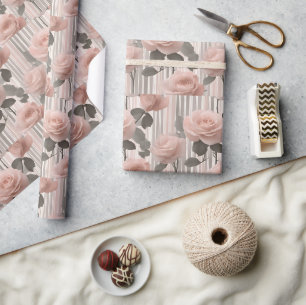 Roze roos bloem en strepen, vintage look cadeaupapier