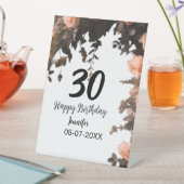 Roze roos  bloem moderne 30e verjaardag reclamebord met voetstuk (Insitu)