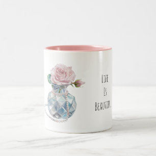 Roze roos bloemen blauwe vaas tweekleurige koffiemok