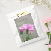 Roze roos en grijze gunstzak bedankzakje (Gezegeld)