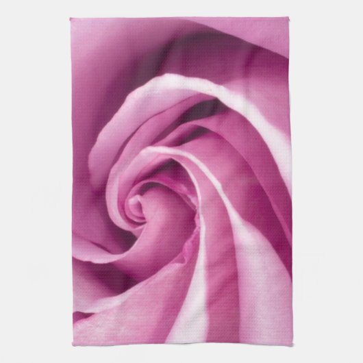 Roze Roos Gevouwen tot perfectie - Handdoek (Verticaal)