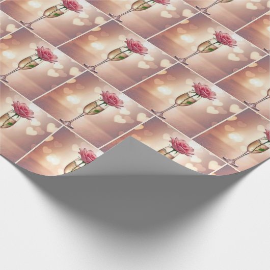 Roze roos in champagnefluit cadeaupapier (Hoek)