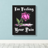 Roze Roos in Wanhoop Witte Tekst Canvas Afdruk (Insitu (Houten vloer))