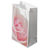 Roze roos klein cadeauzakje (Achterkant Gekanteld)