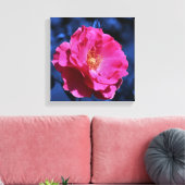 Roze roos op blauwe tint bloem canvas afdruk (Insitu (Woonkamer))