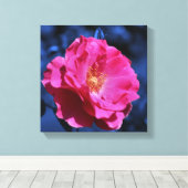 Roze roos op blauwe tint bloem canvas afdruk (Insitu (Houten vloer))