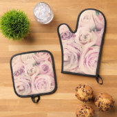 Roze Rose Blush Oven Mitt en Pot Holder Set (Top down)