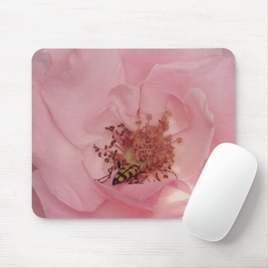 Roze Rose en een bug Photography Mousepad Muismat (Met muis)