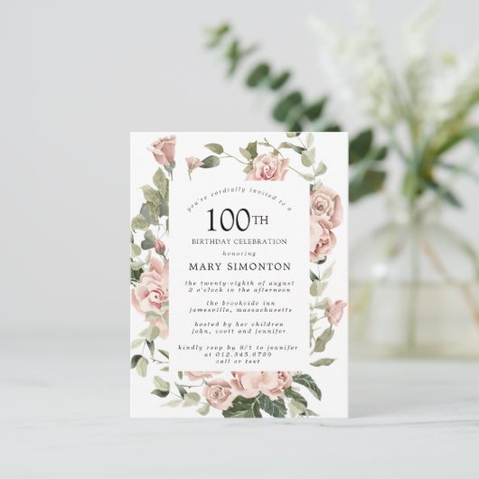 Roze Rose Floral Greenery 100th Birthday Uitnodiging Briefkaart (Staand voorkant)