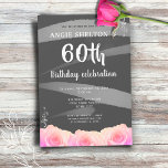 Roze Rose Floral Waterverf Stripes 60th Birthday Kaart<br><div class="desc">Roze Rose Floral Waterverf Stripes 60th Birthday Invitation. Viel de 60ste verjaardag van een speciale vrouw met een levendige uitnodiging! Dit ontwerp is voorzien van roze rozen en heldere grijze strepen op een grijze achtergrond, waardoor er een verbluffend uiterlijk ontstaat. Nodig je speciale gast uit om mee te doen voor...</div>