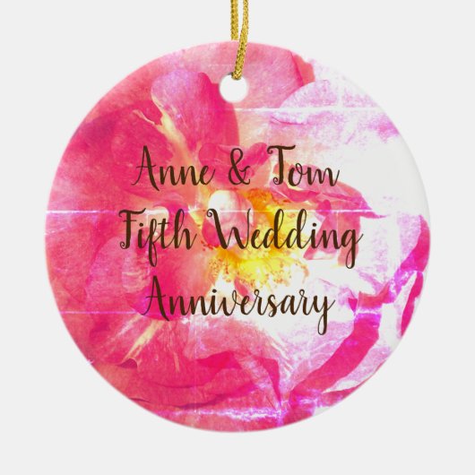 Roze Rose Gepersonaliseerd Jubileum Ornament (Voorkant)