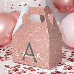 Roze Rose Gold Glitter & Sparkle Monogram Bedankdoosjes<br><div class="desc">Roze Rose Gold en Charcoal Grey (grijs) Faux Glitter en Sparkle Elegant Gift Favor Box. Deze geschenkdoos kan worden aangepast om uw initiaal en voornaam op te nemen en maakt een geweldige lieve 16,  bruiloft,  verjaardag,  vrijgezellenfeest,  vrijgezellenfeest of baby shower geschenkdoos.</div>
