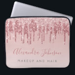 Roze Rose Gold Glitter Sparkle Monogram Laptop Sleeve<br><div class="desc">Blush Pink - Roos Gold Faux Dripping Glitter en Sparkle Elegant Monogram Zakelijk Professioneel Haar en Make Up Beauty Promotional Work Laptop Computer Hoesje of Sleeve. Dit hoesje kan worden aangepast om de naam van uw handtekeningscript en de functie- of positietitel op te nemen.</div>