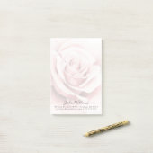 Roze Rose Post-it® Notes (Op bureau)