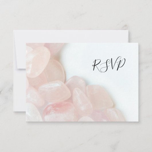 Roze Rose Quartz op White Wedding RSVP Reply Kaart (Voorkant)