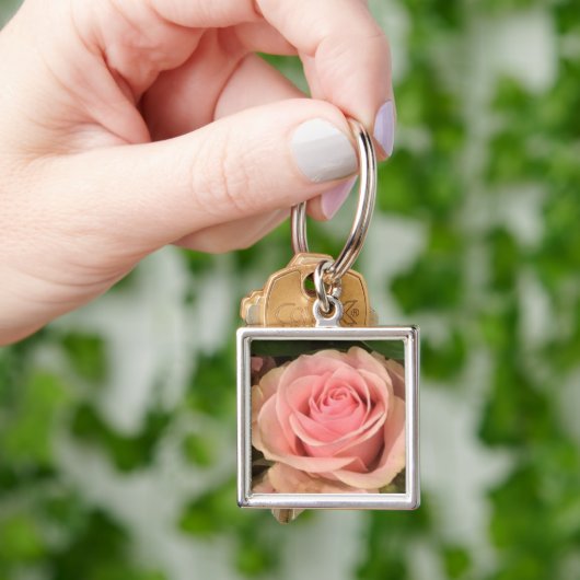 Roze Rose Sleutelhanger (Hand)