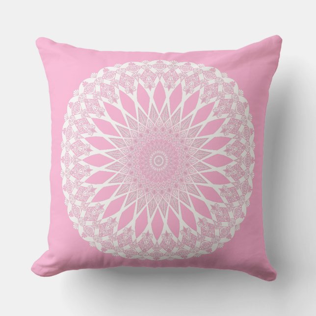 Roze Rose Tristyns Mandala Kussen (Voorkant)