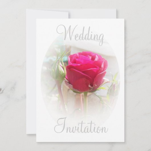 Roze Rosebud bruiloft uitnodiging (Voorkant)
