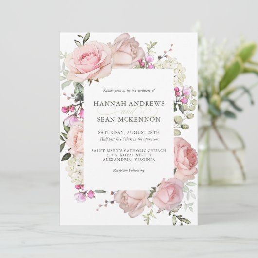 Roze Roses Feminine Floral Wedding Invitation Kaart (Staand voorkant)