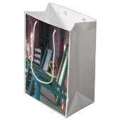 Roze Roses Sunrise - Martha's wijnwerf Medium Cadeauzakje (Voorkant Gekanteld)