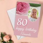 Roze roze bloem Foto Floral 80th Birthday Card Kaart<br><div class="desc">Roze Rose Flower Photo Floral 80th Birthday Card. De kaart is roze en heeft een prachtige roze roze roze roos en een foto in een rond lijst aan de voorkant en aan de achterkant van de kaart. De tekst is in een trendy wit manuscript. Voeg jouw naam, leeftijd en foto...</div>