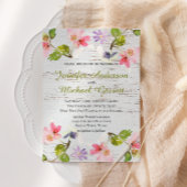 Roze roze flessen op uitnodiging van wit hout