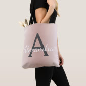 Roze Roze Gouden Metallic Elegante Monogram Boeken Tote Bag (Dichtbij)