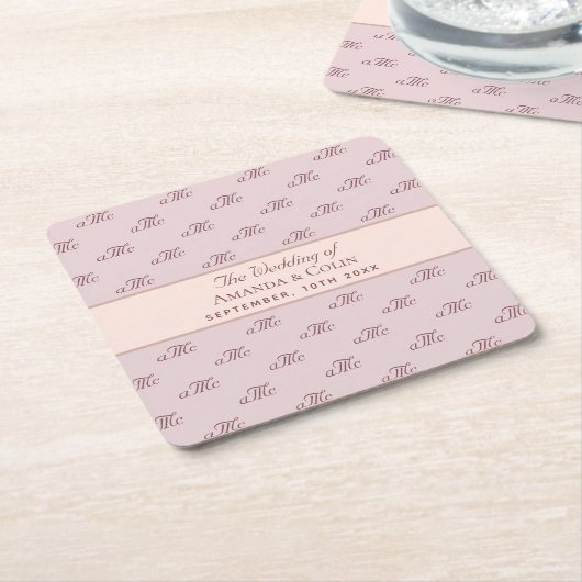 Roze roze goudmonogram initiaal elegante bruiloft kartonnen onderzetters (Schuin)