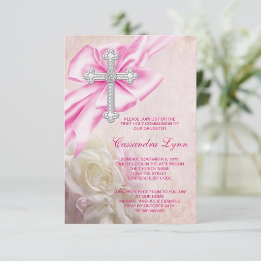 Roze Roze Kruis Eerste Communie Kaart (Staand voorkant)