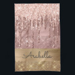 Roze roze roodbruine druppels Aangepaste naam Theedoek<br><div class="desc">Modern, luxueus, roos gouden glitter druipend op gouden en roos gouden kleur glitter strepen op maat monogram keukendoek. Dit ontwerp is voorzien van faux sparkle glitter strepen en geborsteld metaal in goud, en blush roze rose goud kleur glitter met naam of monogram tekst sjabloon. Boven licht blush roze en roos...</div>