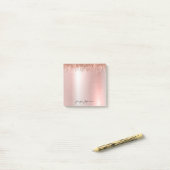 Roze roze roze goudnaam Post-it® notes (Op bureau)