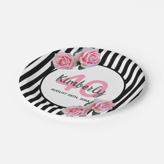 roze roze roze rozen zwarte witte strepen papieren bordje (Gekanteld)
