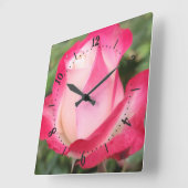 Roze, roze, vierkante muur klok (Hoek)
