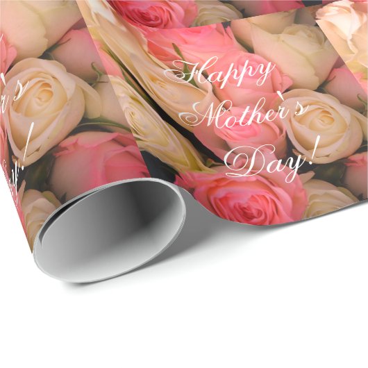 Roze rozen Aangepaste tekst Happy Moederdag Floral Cadeaupapier (Rol Hoek)
