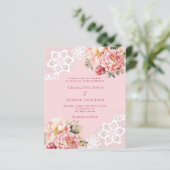 Roze rozen bloemen witte kant bruiloft uitnodiging (Staand voorkant)