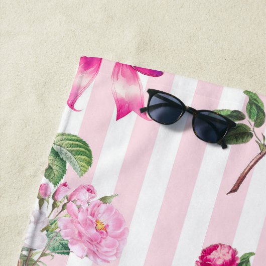  Roze Rozen Coquette Bow Stripes Strandlaken (In situ)