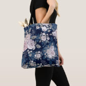 Roze Rozen Donkerblauw: Tote Bag (Dichtbij)